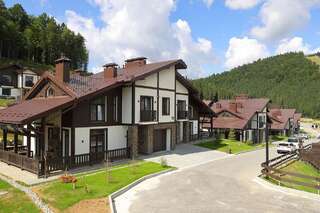 Апарт-отели Mountain Residence Apartments & Chalet Буковель Шале-1