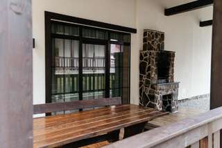 Апарт-отели Mountain Residence Apartments & Chalet Буковель Шале с 3 спальнями-1